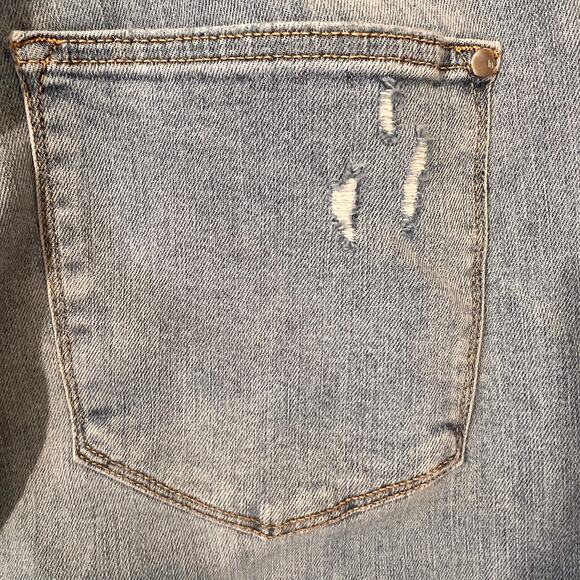 Judy Blue Jeans 14W Light Wash High Rise Distressed Skinny Denim - Picture 9 of 15